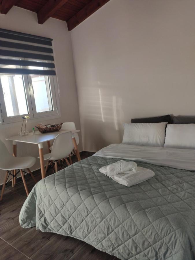 V&E'S Apartments Pigadhia  Extérieur photo