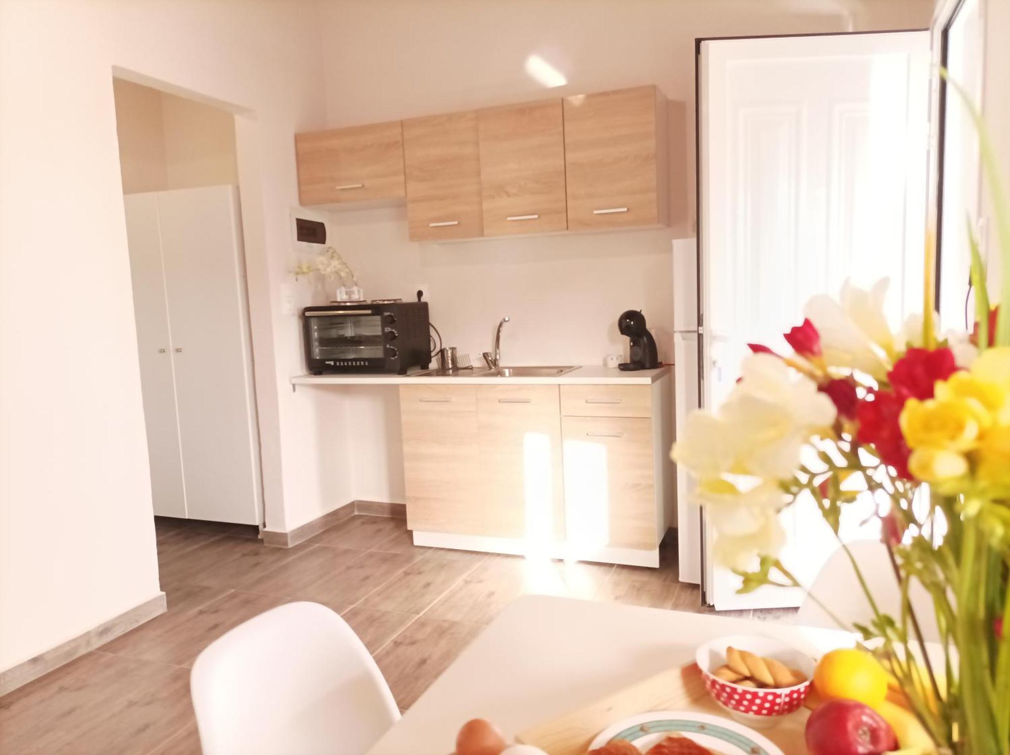 V&E'S Apartments Pigadhia  Extérieur photo