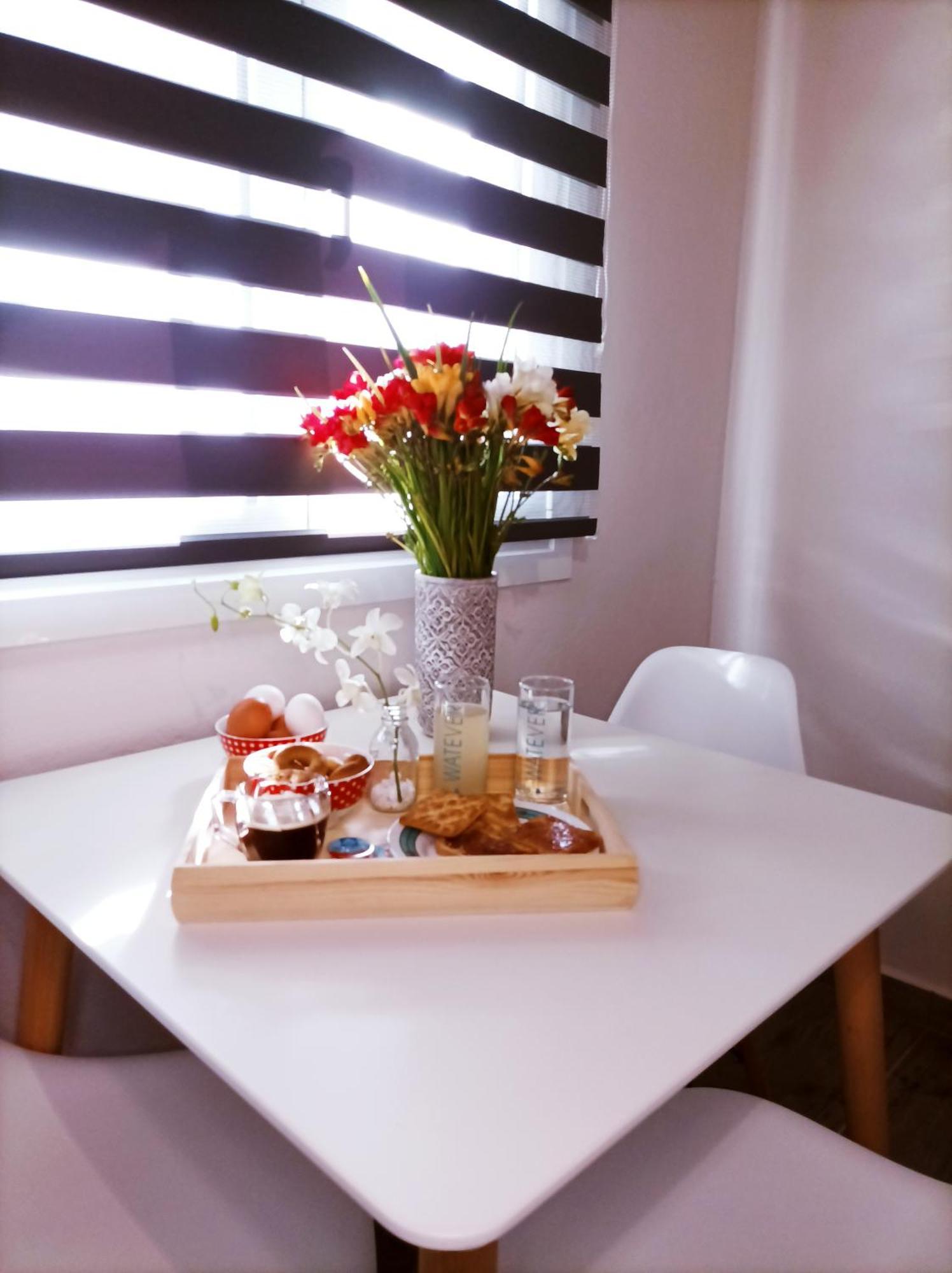 V&E'S Apartments Pigadhia  Extérieur photo